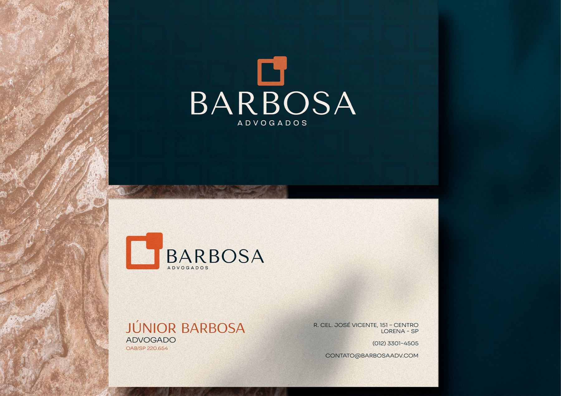 Barbosa Advogados — Cartões de visita sobre mármore